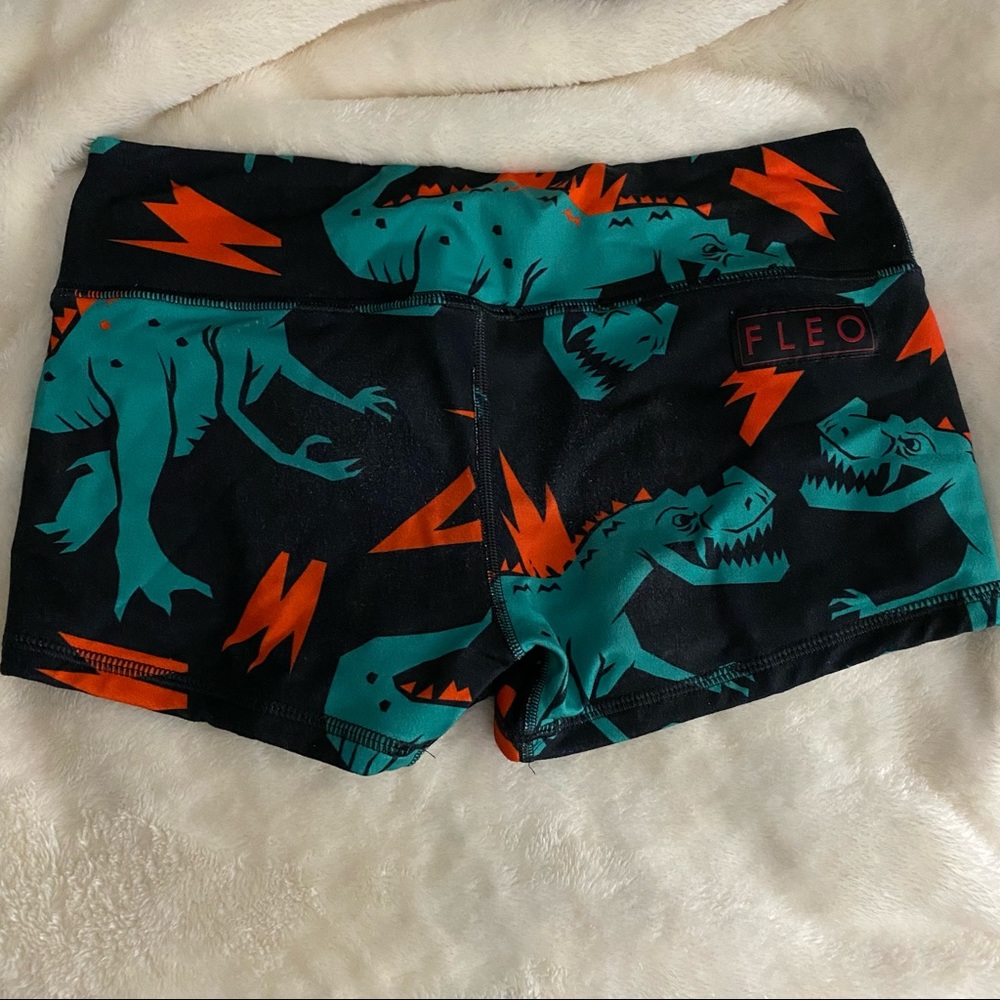 Fleo shorts T-Rex